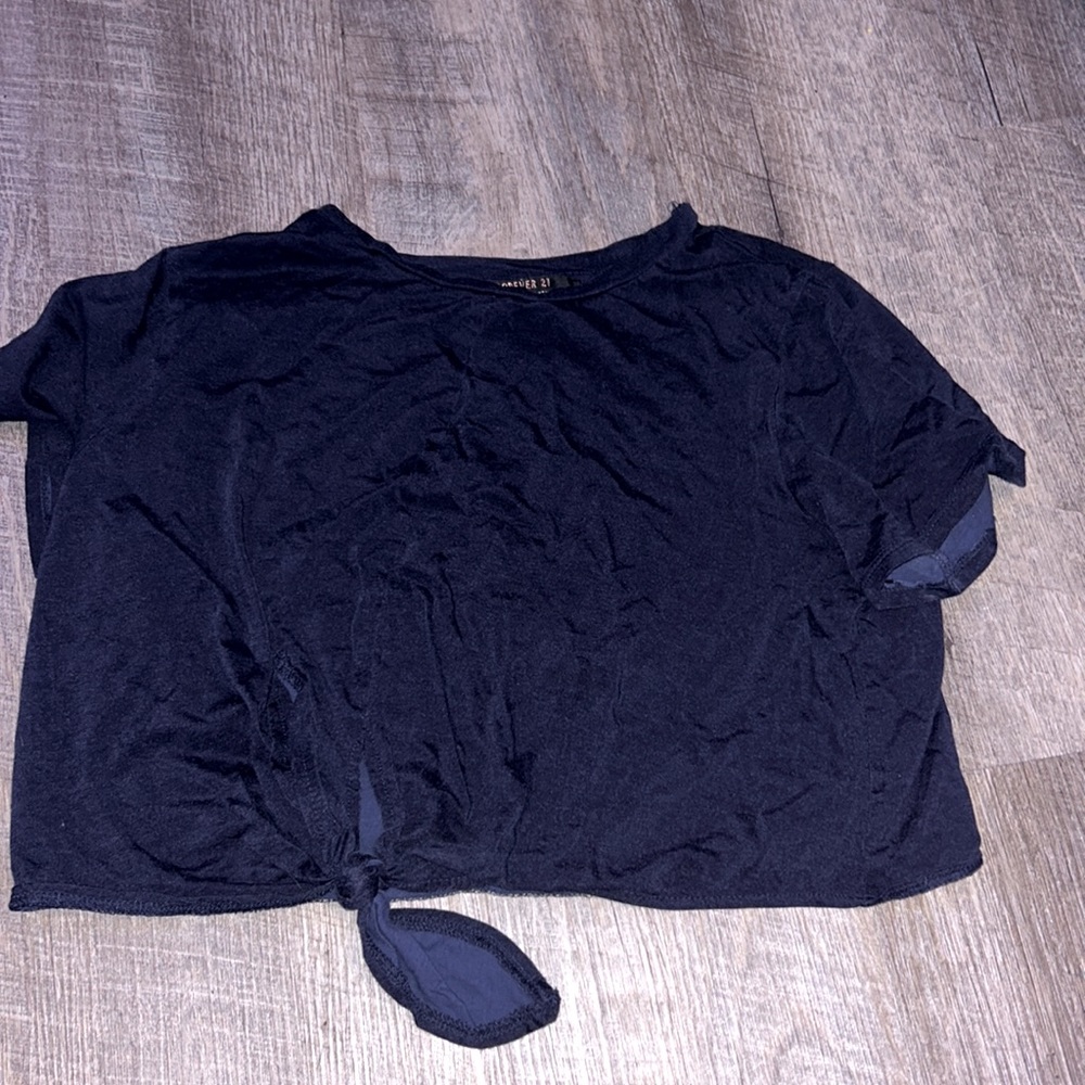 navy blue crop top